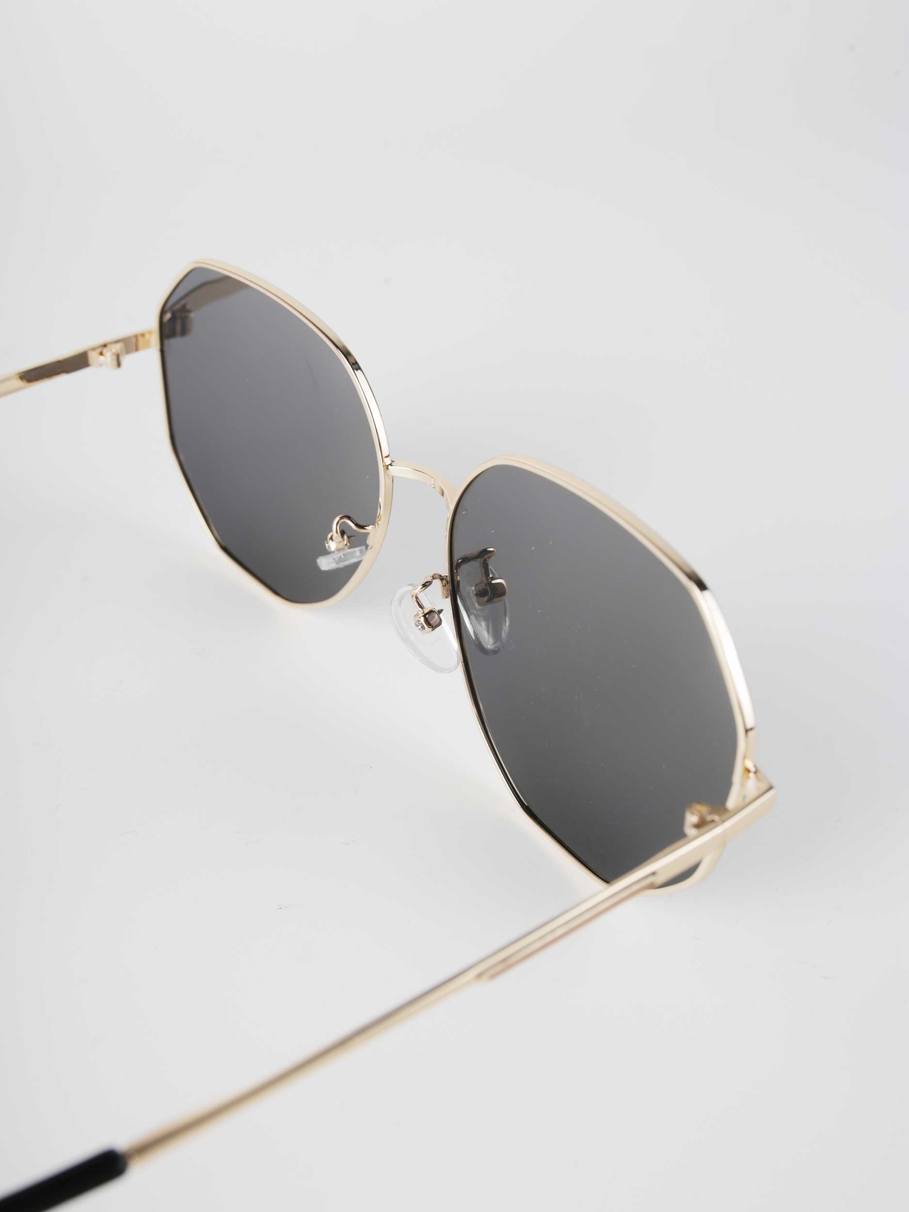 SUNGLASSES NO - 70